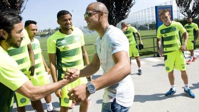 托马斯和尼 托马斯和尼